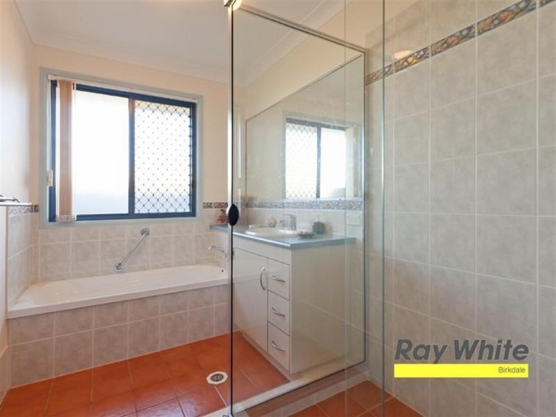 9 Kerry Close, Wellington Point QLD 4160