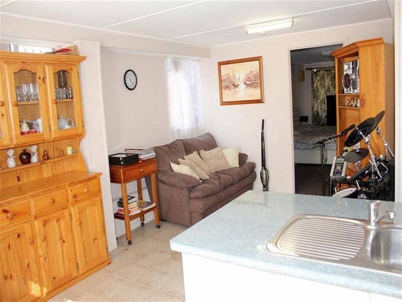 107 Railway Parade, Thorneside QLD 4158