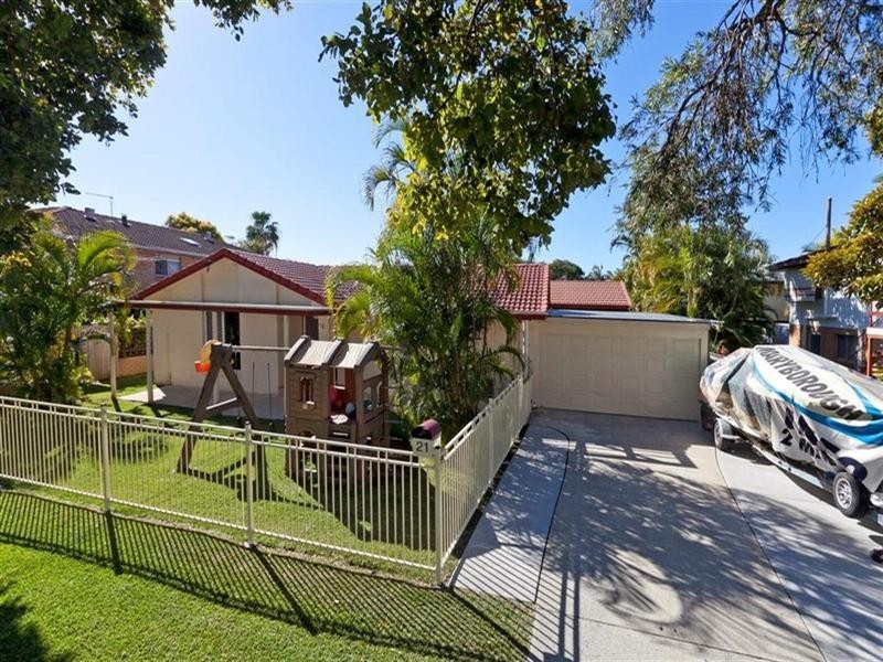 21 Makaha Drive, Birkdale QLD 4159
