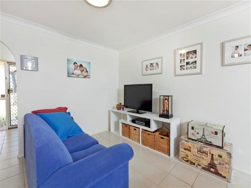 21 Makaha Drive, Birkdale QLD 4159