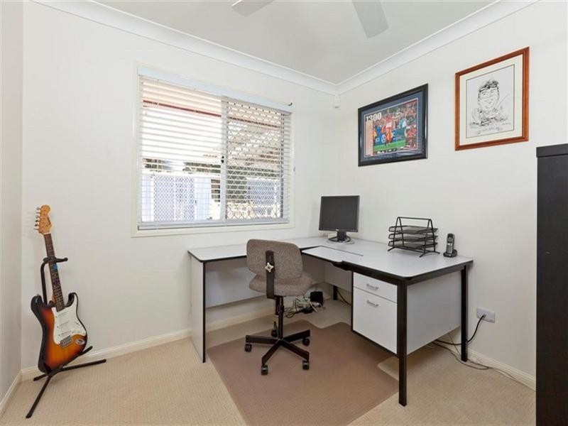 21 Makaha Drive, Birkdale QLD 4159