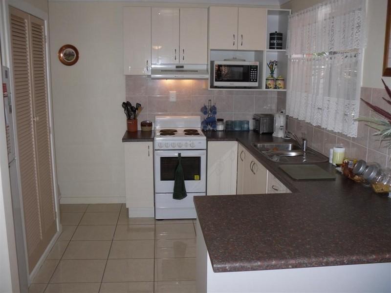 7 Glenlyn Street, Wynnum West QLD 4178