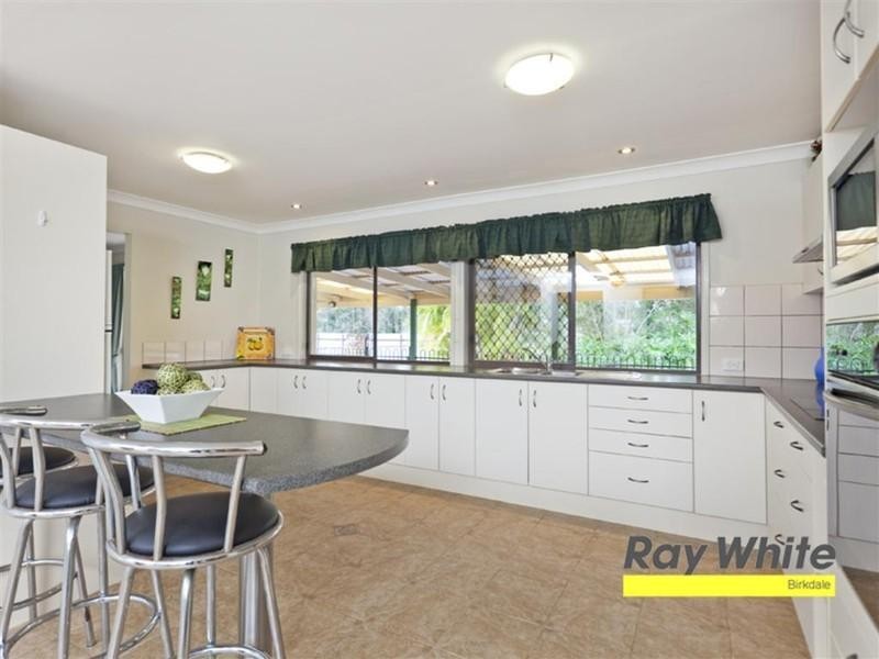 11 St James Road, Birkdale QLD 4159