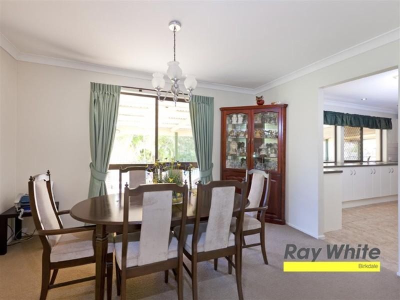 11 St James Road, Birkdale QLD 4159