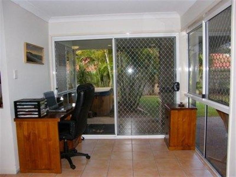 12 GOODENIA Court, Birkdale QLD 4159