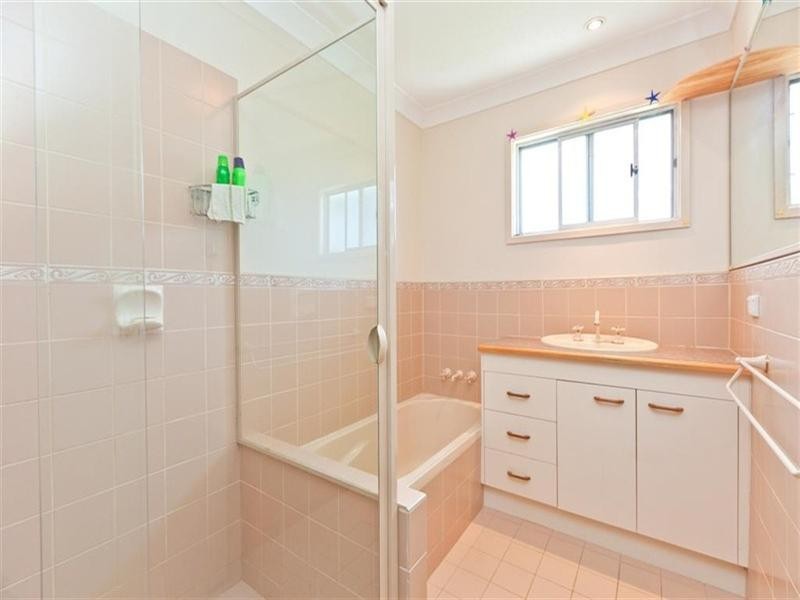 20 Simpson Street, Capalaba QLD 4157