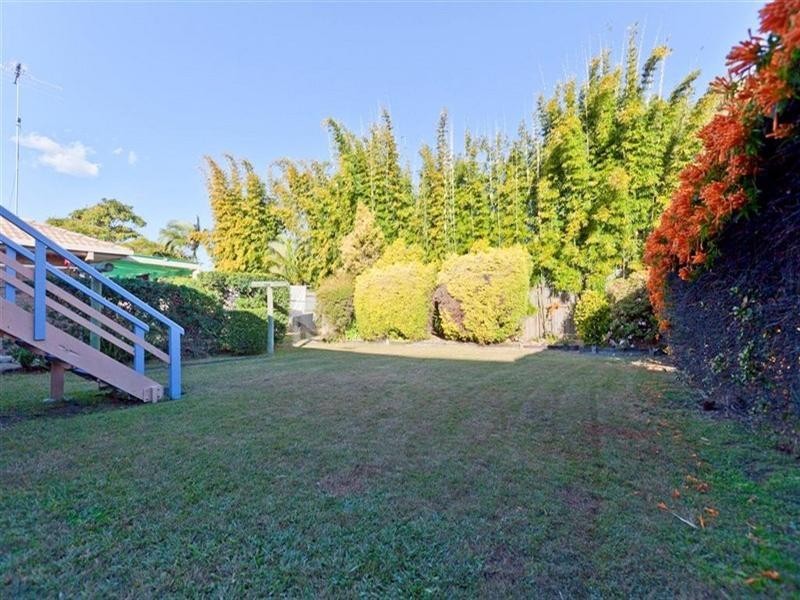 30 Carnation Street, Wynnum QLD 4178