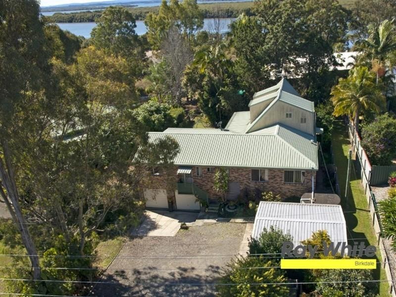 32 Muriel Street, Redland Bay QLD 4165