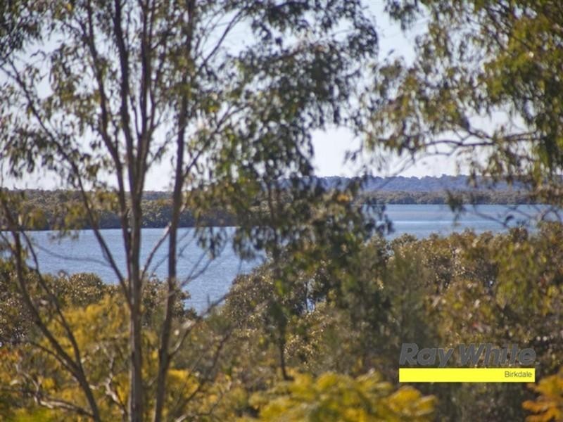 32 Muriel Street, Redland Bay QLD 4165