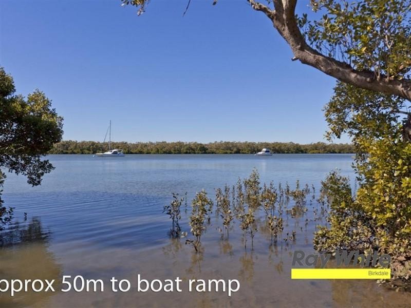 32 Muriel Street, Redland Bay QLD 4165