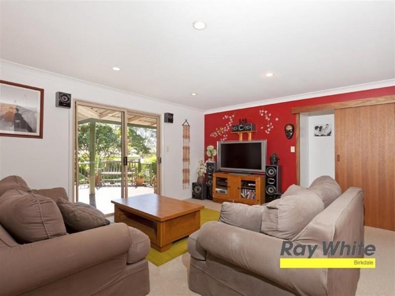 32 Muriel Street, Redland Bay QLD 4165