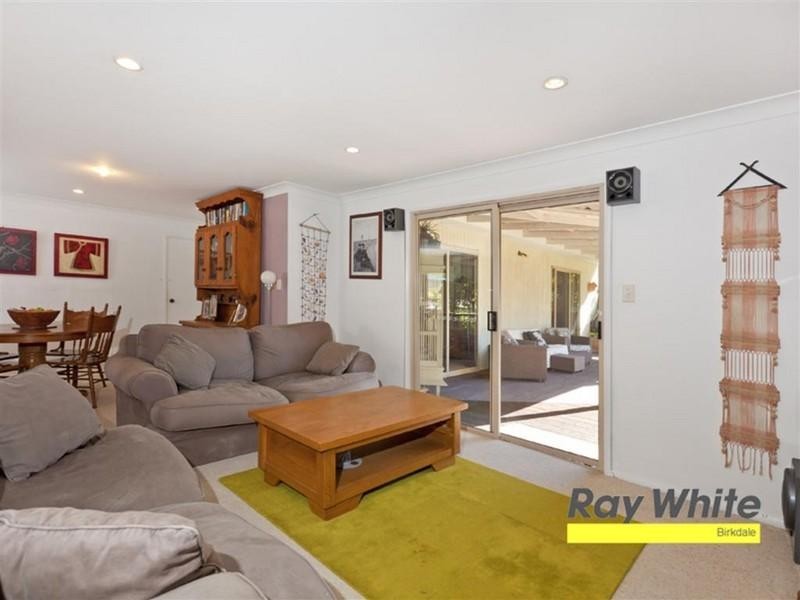 32 Muriel Street, Redland Bay QLD 4165