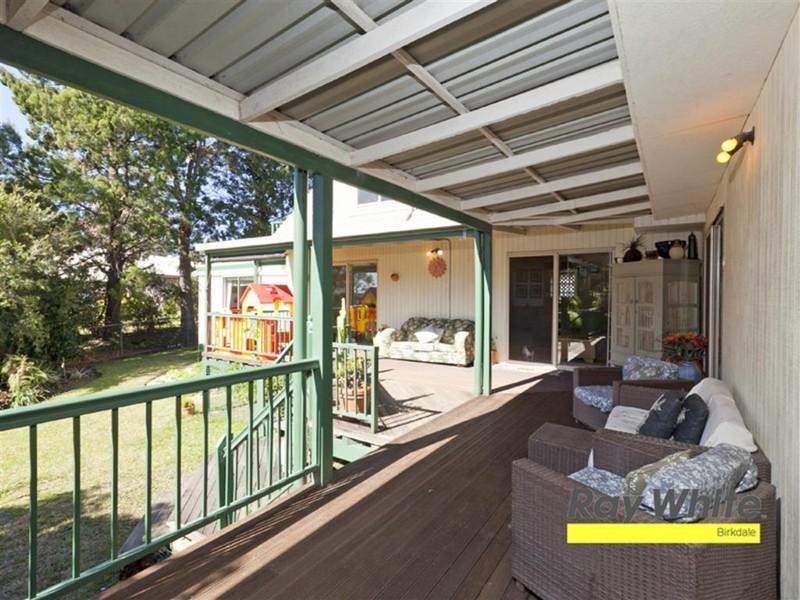 32 Muriel Street, Redland Bay QLD 4165