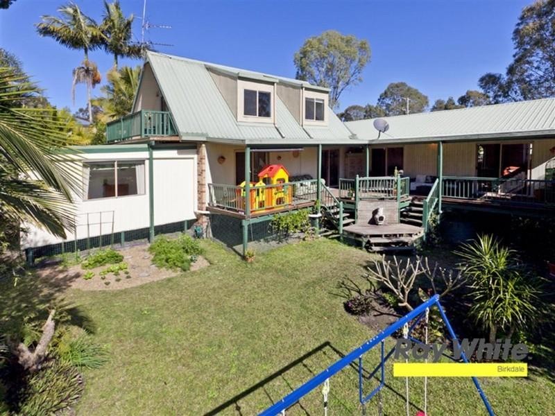 32 Muriel Street, Redland Bay QLD 4165