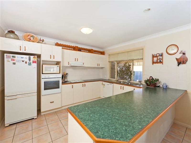 12 Victory Place, Birkdale QLD 4159