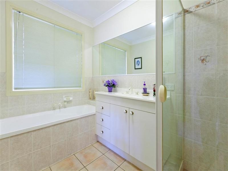 12 Victory Place, Birkdale QLD 4159