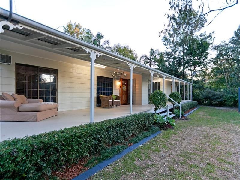 23 Beatty Road, Thorneside QLD 4158