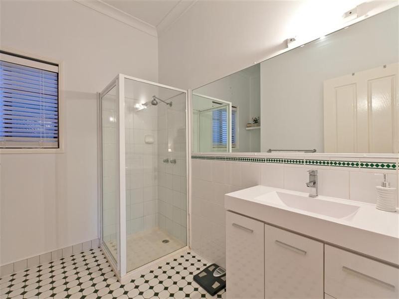 23 Beatty Road, Thorneside QLD 4158