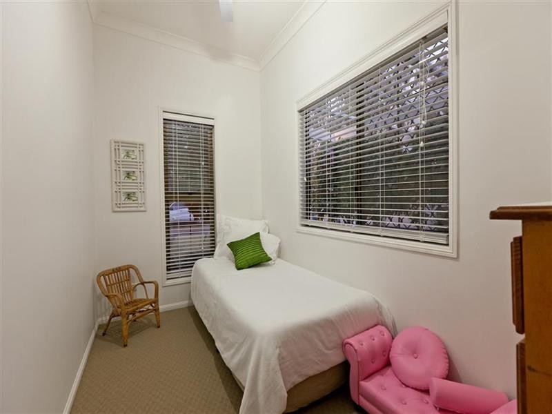 23 Beatty Road, Thorneside QLD 4158