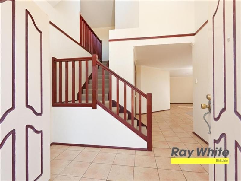 2 Galley Way, Birkdale QLD 4159