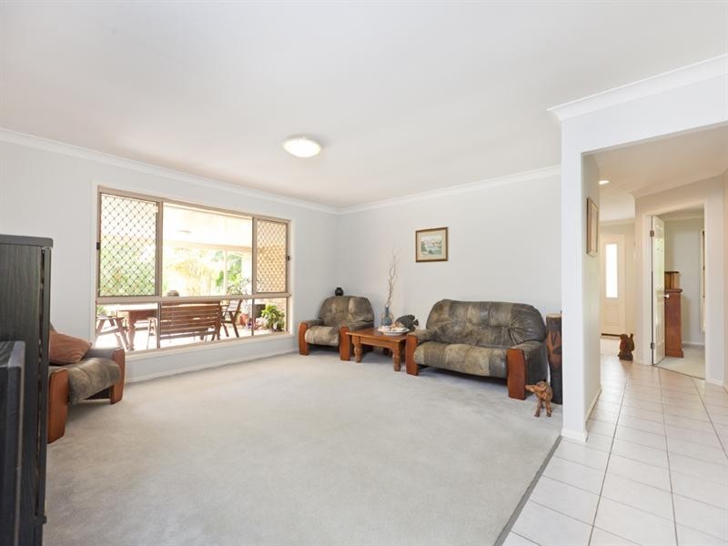 15 Melaleuca Drive, Capalaba QLD 4157