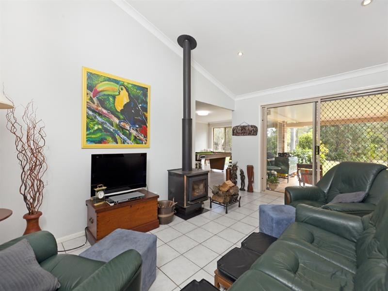 15 Melaleuca Drive, Capalaba QLD 4157