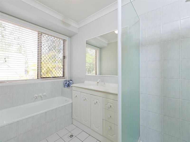 15 Melaleuca Drive, Capalaba QLD 4157