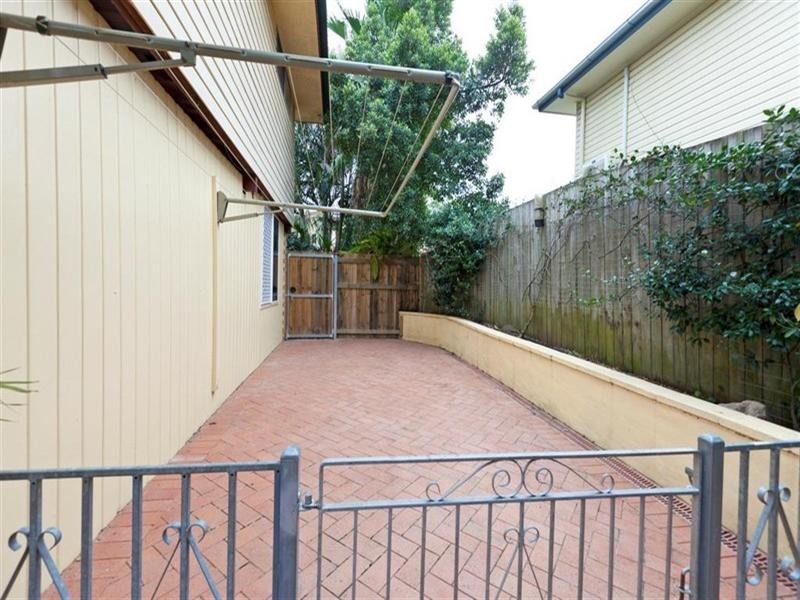 7 MAGPIE Street, Birkdale QLD 4159