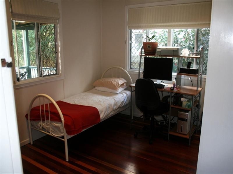 496 TINGAL Road, Wynnum QLD 4178