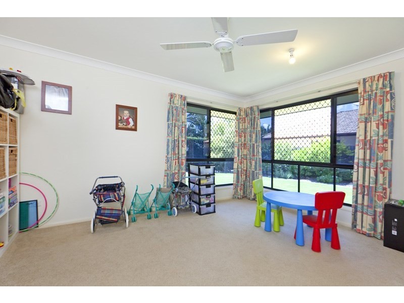 6 BUSH CHERRY Place, Thornlands QLD 4164