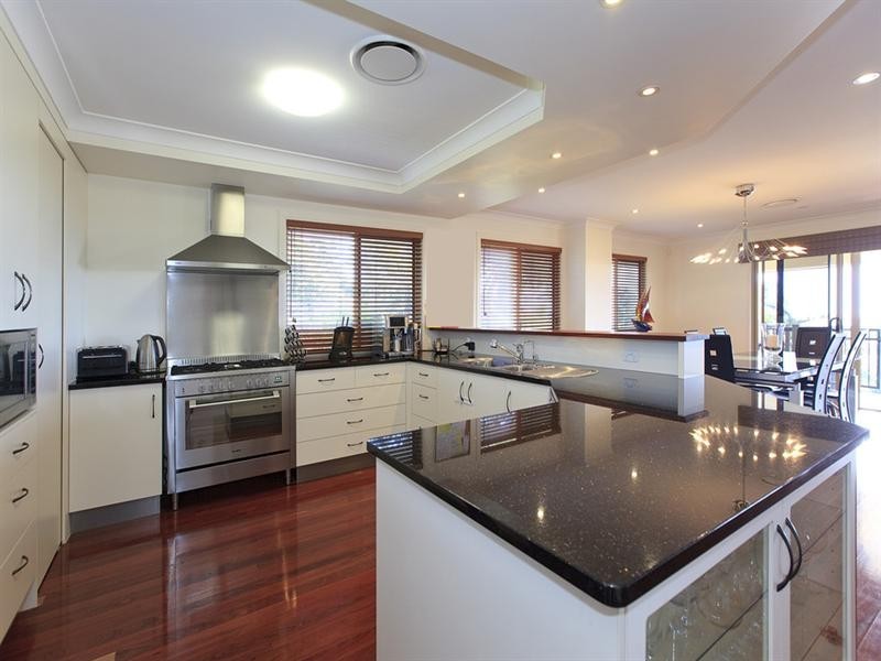 15 Claremont Street, Birkdale QLD 4159