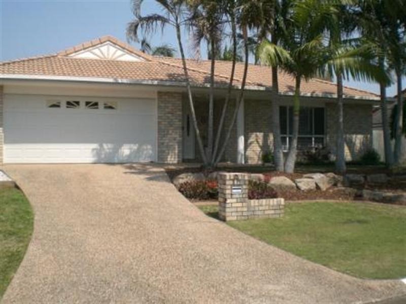 4 Pecan Court, Birkdale QLD 4159