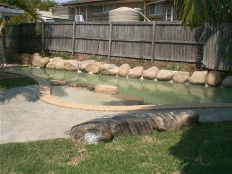 4 Pecan Court, Birkdale QLD 4159