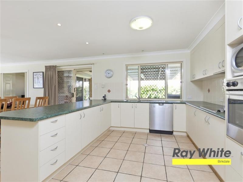 4 Allamanda Place, Ormiston QLD 4160