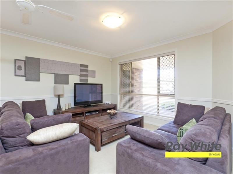 4 Allamanda Place, Ormiston QLD 4160