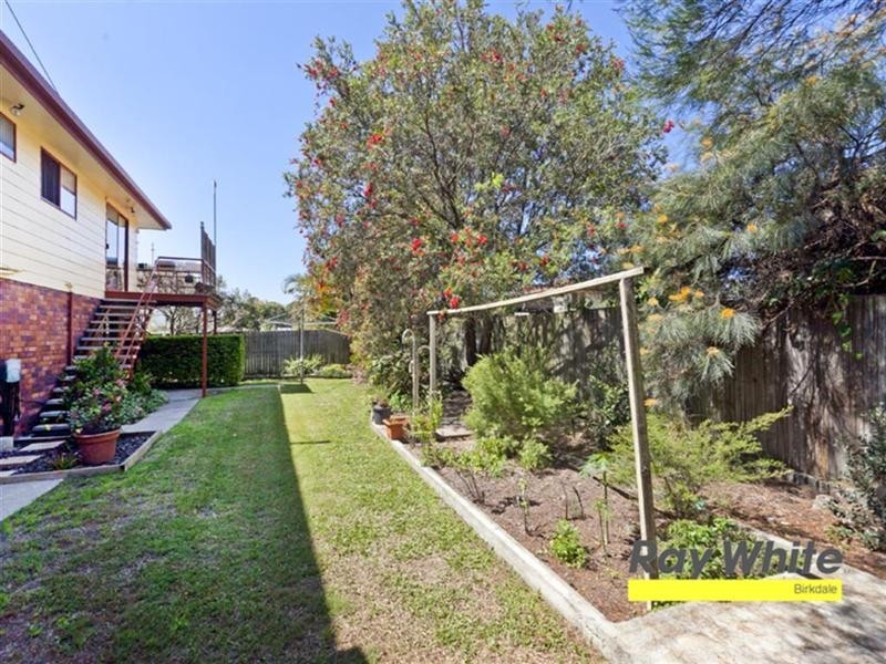 2 Parakeet Street, Birkdale QLD 4159