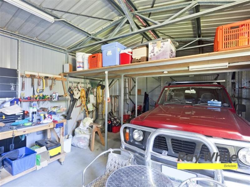 2 Parakeet Street, Birkdale QLD 4159