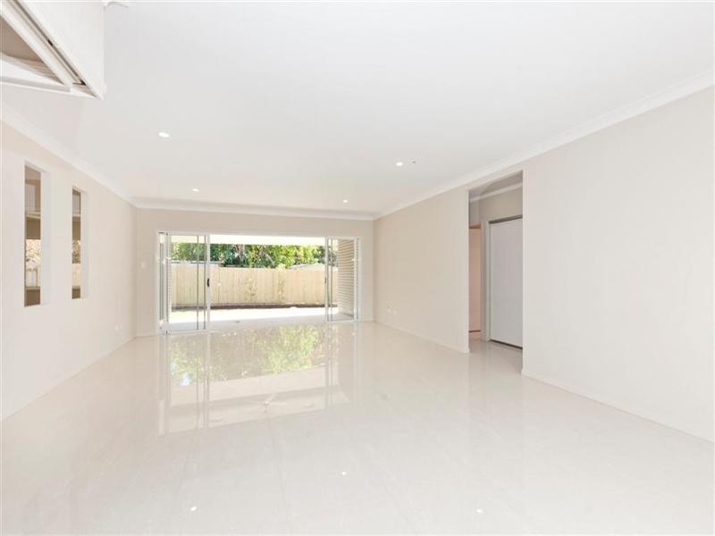 4 Anhs Place, Wellington Point QLD 4160
