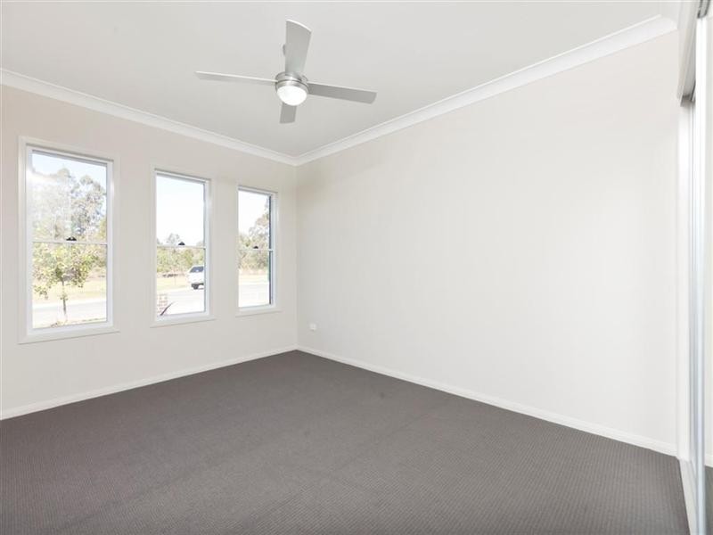 4 Anhs Place, Wellington Point QLD 4160