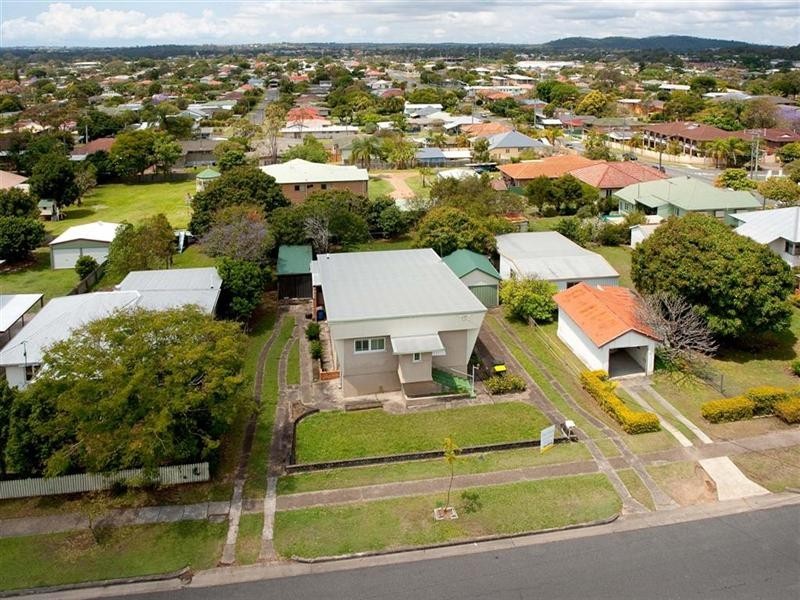 11 Florence Street, Carina QLD 4152