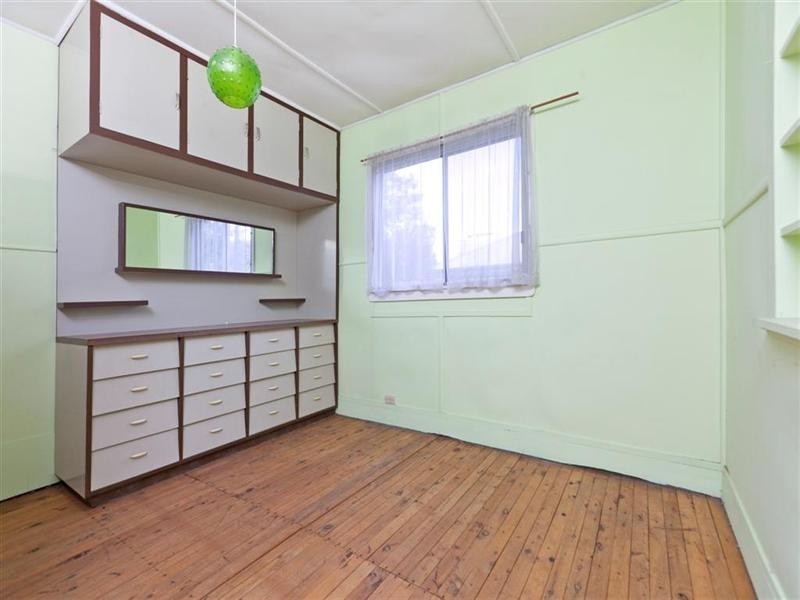 11 Florence Street, Carina QLD 4152