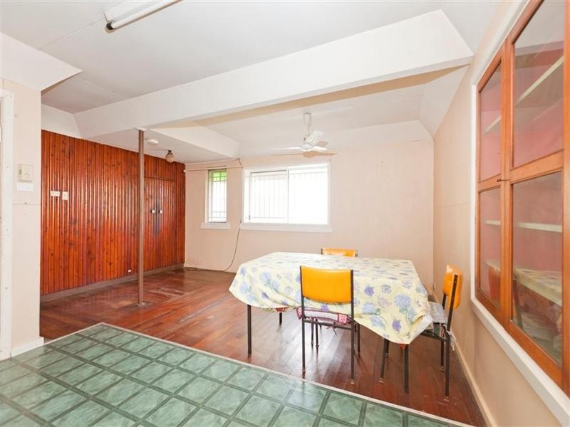 11 Florence Street, Carina QLD 4152