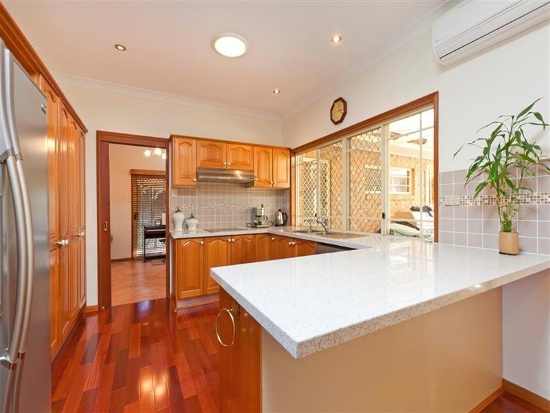 11 Kurrajong Street, Capalaba QLD 4157