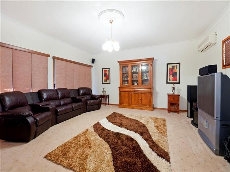 11 Kurrajong Street, Capalaba QLD 4157