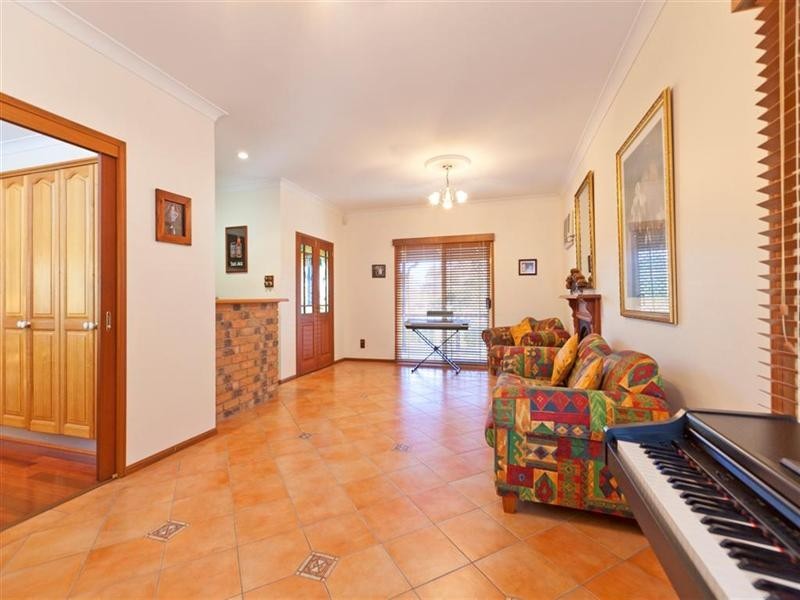 11 Kurrajong Street, Capalaba QLD 4157