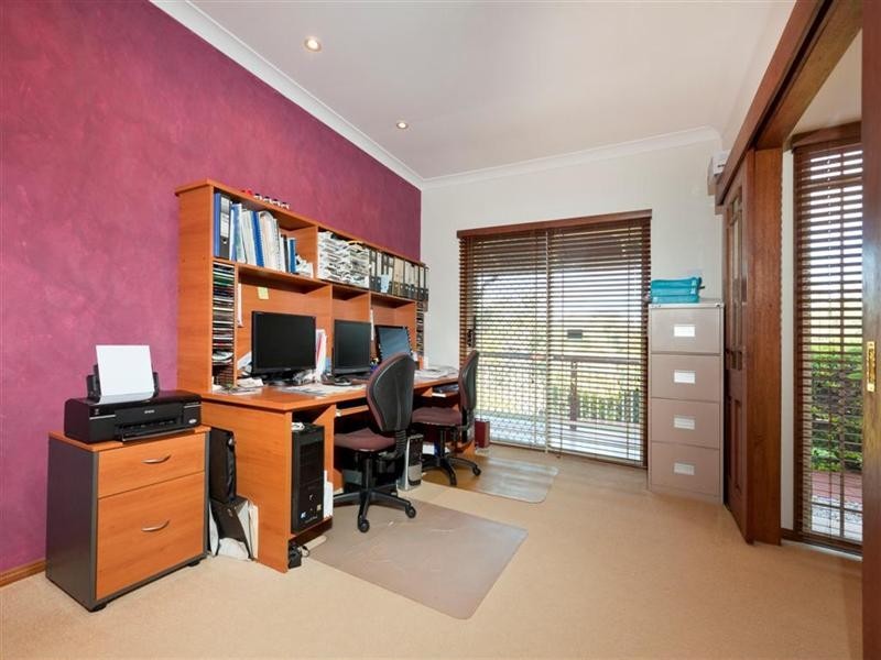 11 Kurrajong Street, Capalaba QLD 4157