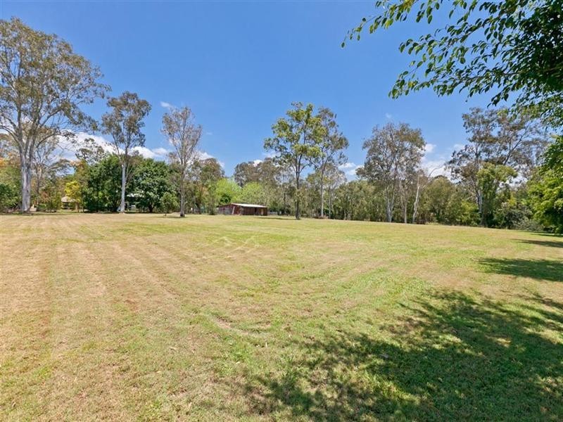 134 Formosa Road, Belmont QLD 4153