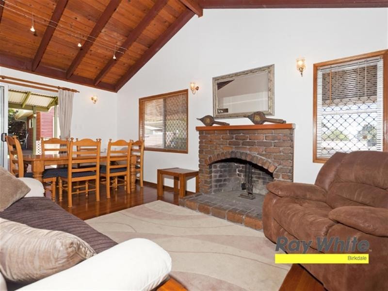 54 Spoonbill Street, Birkdale QLD 4159