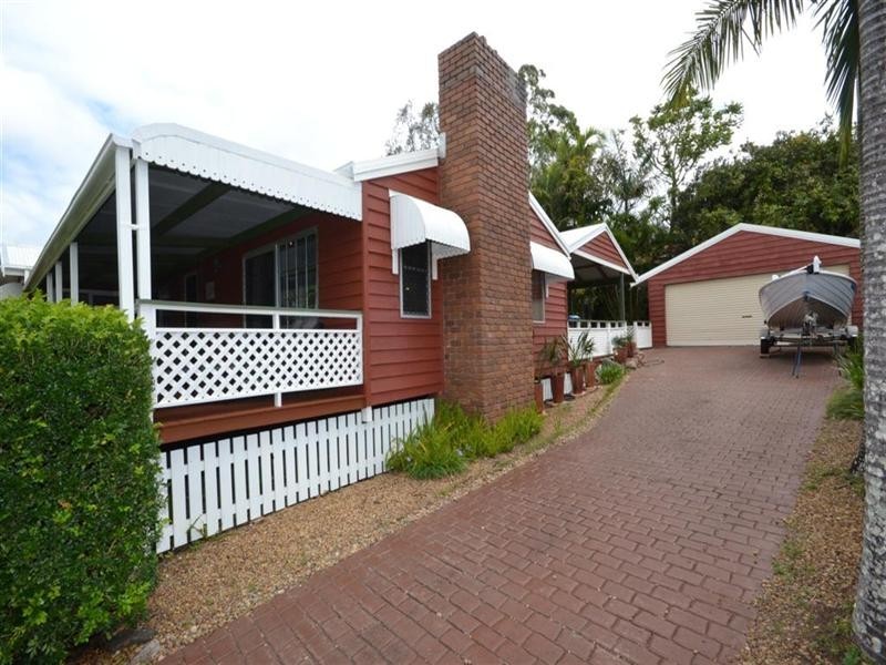 54 Spoonbill Street, Birkdale QLD 4159