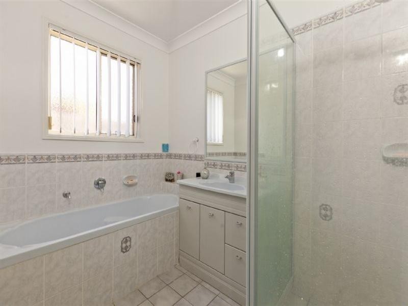 24 Jennifer Street, Birkdale QLD 4159